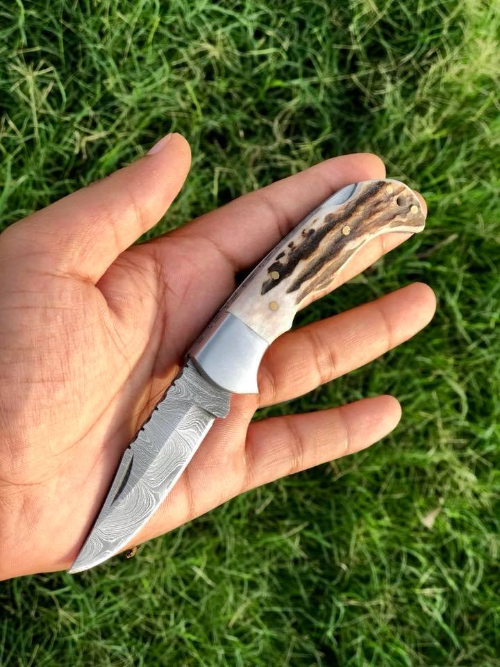 Beautiful Custom Handmade Damascus Steel EDC back Lock Pocket knife