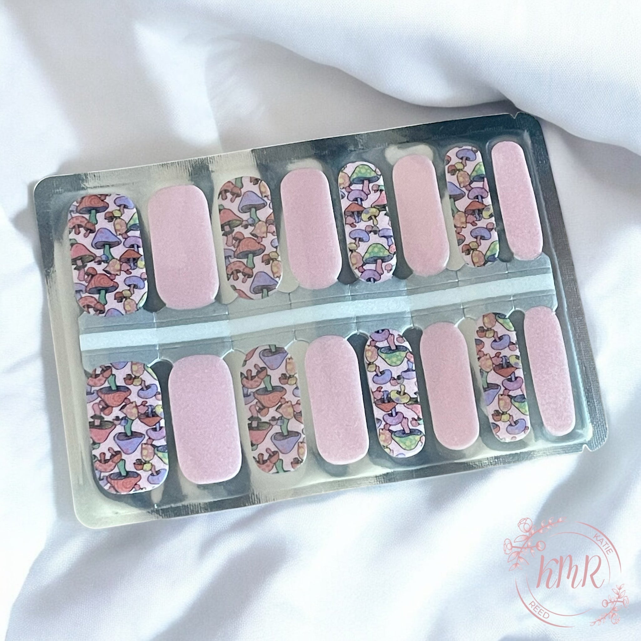 Iris Nail Wrap