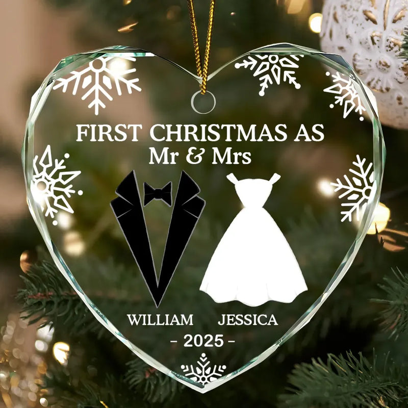 First Christmas As Married Couples - Personalized Heart Shaped Glass Ornament - Christmas Gift For Her/Him, Husband/Wife, Couples