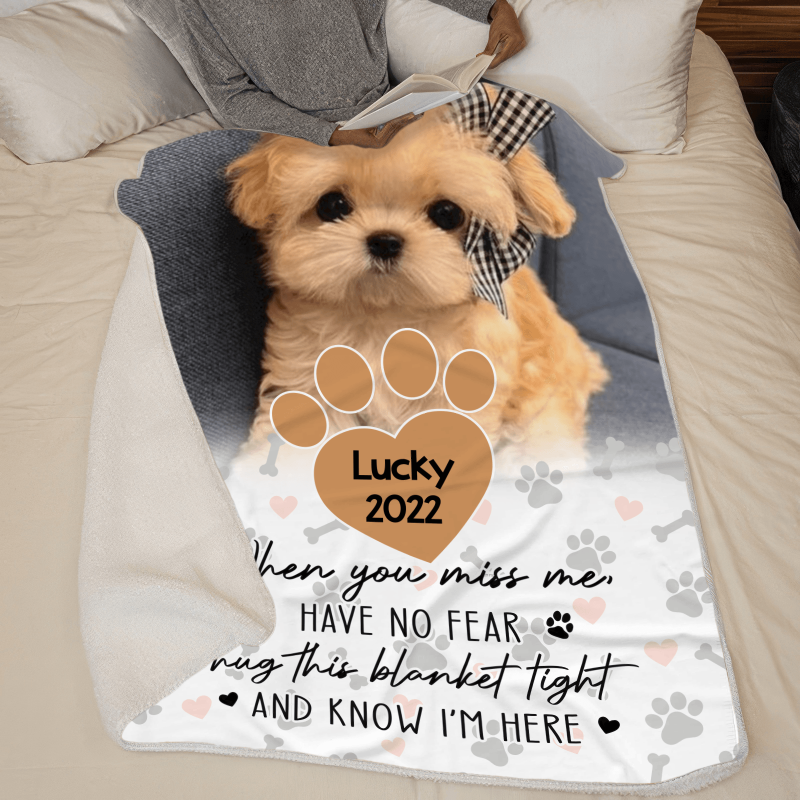 Custom Photo Memorial Pet When You Miss Me, Hug This Blanket | Personalized Sympathy Gift for Pet Lovers, Dog Mom, Dog Dad, Cat Mom, Cat Dad | Blanket