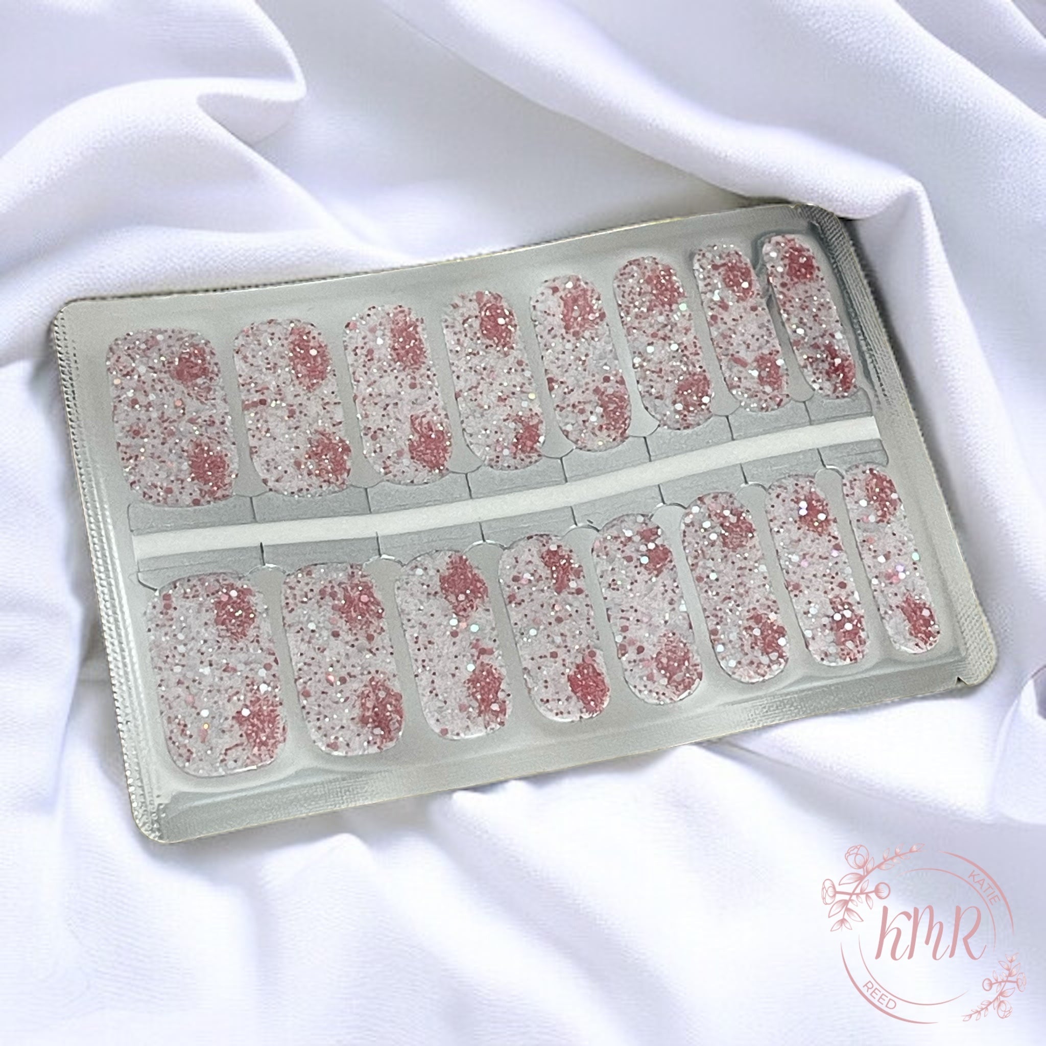 Golda Nail Wrap