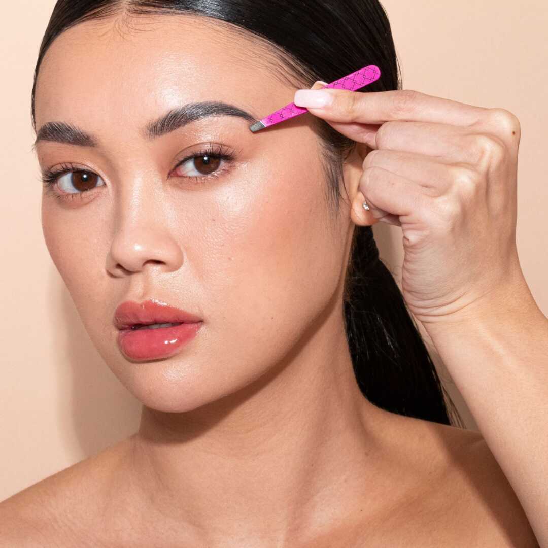 JAPONESQUE Slant & Point Tweezers Soft Touch