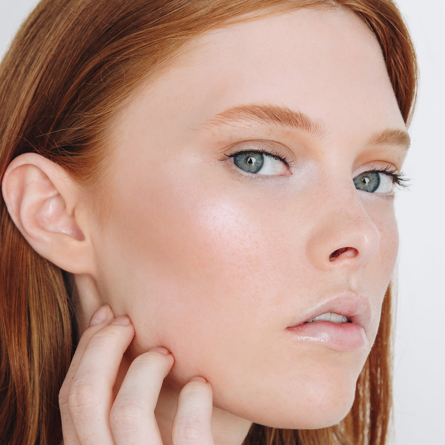 REVOLUTION Ultra Strobe Balm Highlighter