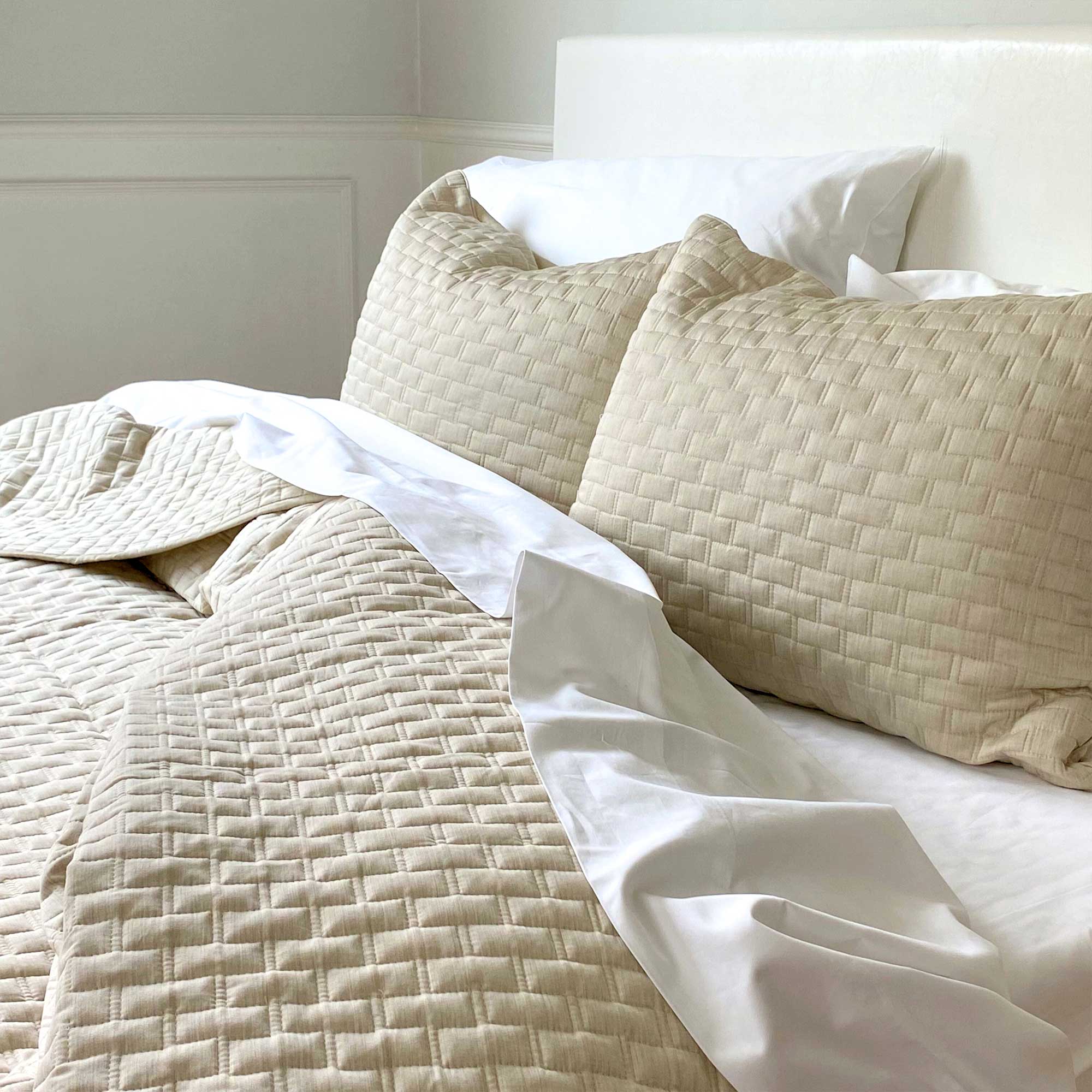 Bamboo Cotton Quilted Coverlet, Twin - Sand